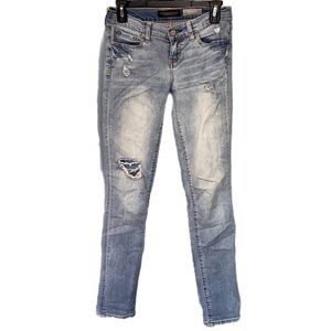 Aeropostale Skinny Jeans distressed light wash